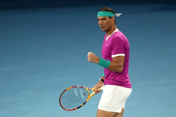 九游网页客户端-纳达尔迎来五赛季出色发挥，FPX观众热烈欢呼！(纳达尔最新比赛)