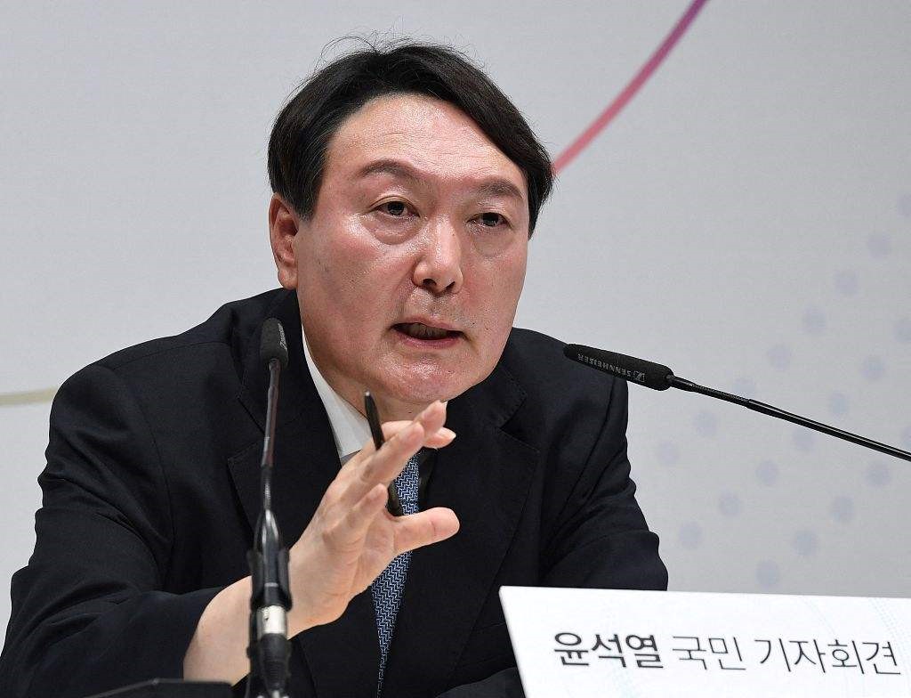 九游网页平台-亚冠集结日走向成谜；纽约尼克斯再遭质疑；气氛紧张；训练强度明显提升的简单介绍