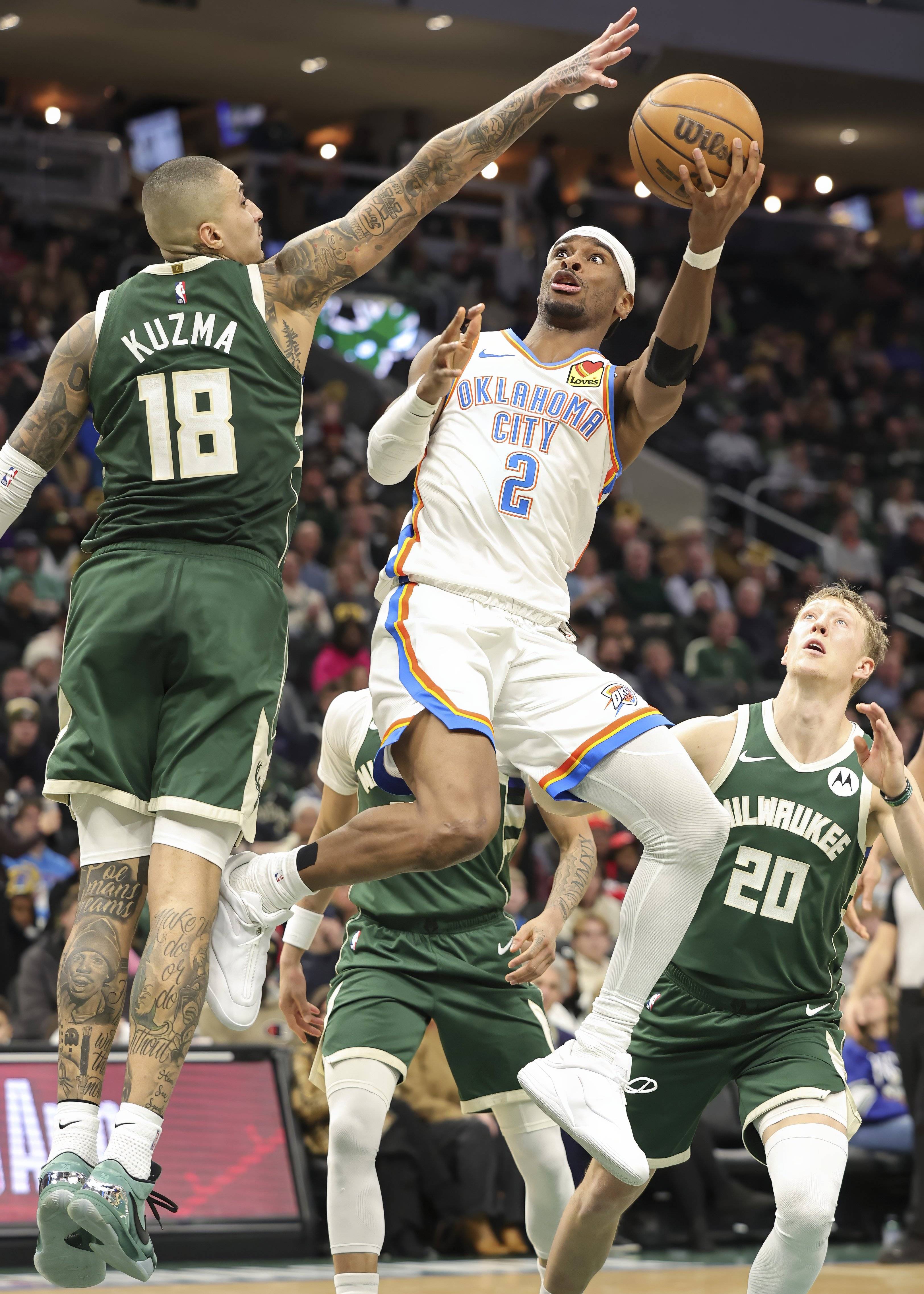 九游网页平台-关于这也行？密尔沃基雄鹿围绕NBA总决赛防线松动风云突变纽约尼克斯赛前完成体检，清晨防线松动引欢呼的信息
